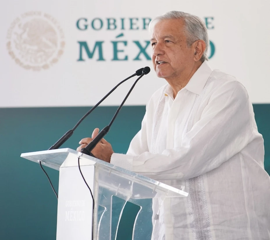 AMLO salario