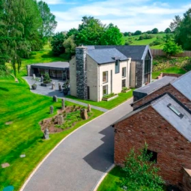 1. Casa de Cristiano Ronaldo .jpg
