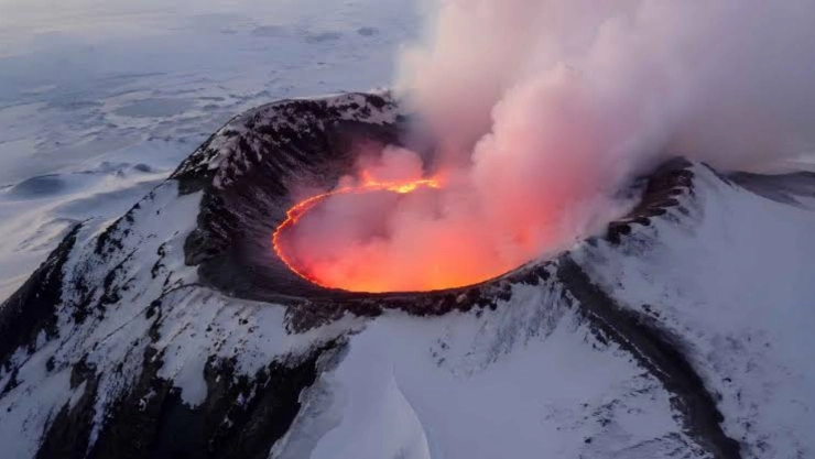 _monte-erebus-el-volcan-que-expulsa-oro-en-la-antartida.jpg
