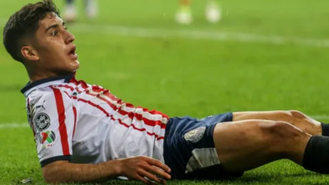 alejandro zendejas chivas