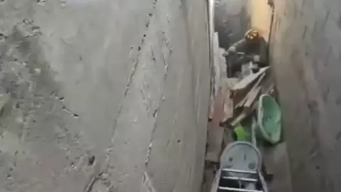 rescatan bebé de incendio