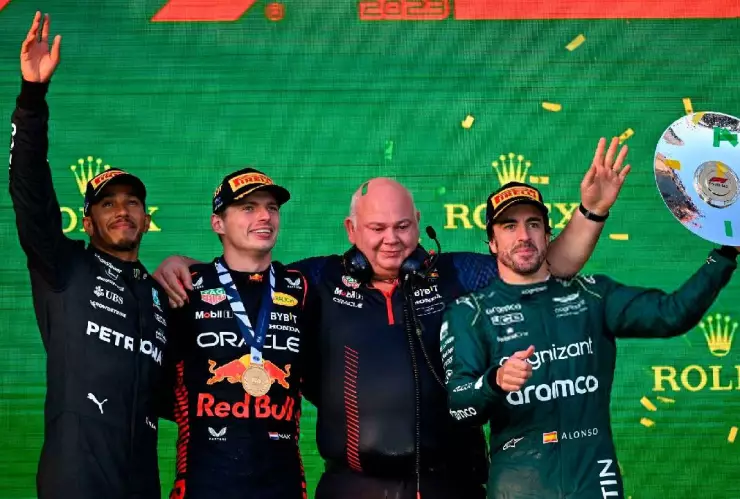 Fórmula 1 Max Verstappen asegura que Hamilton no es tan bueno como Alonso.jpg