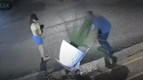 Pareja roban una maceta de 20 mil pesos en una funeraria de mascotas en Culiacán..jpg