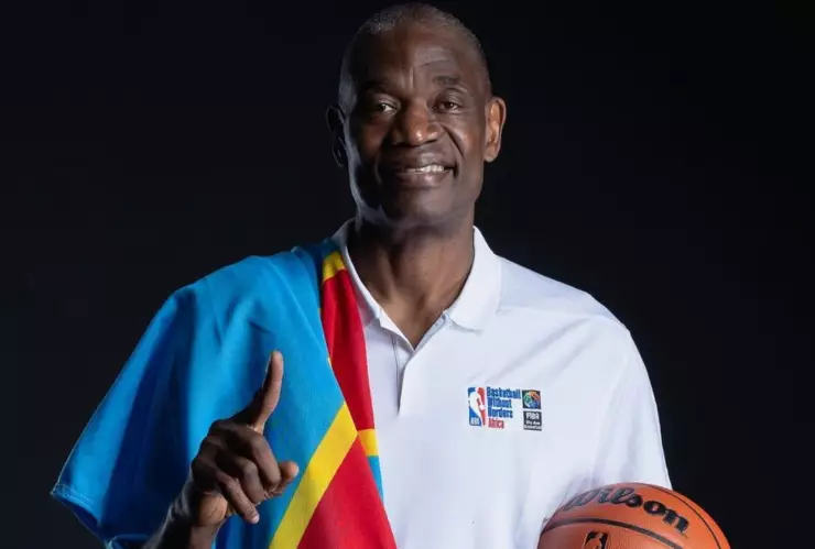 El exjugador de la NBA, Dikembe Mutombo