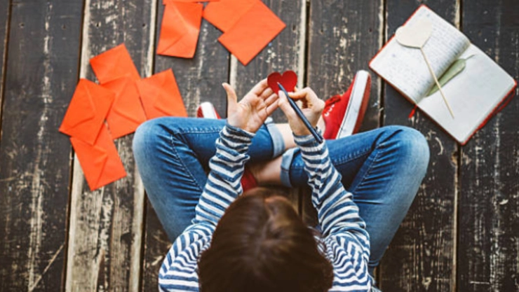 ideas para decorar una carta de amor en San Valentín