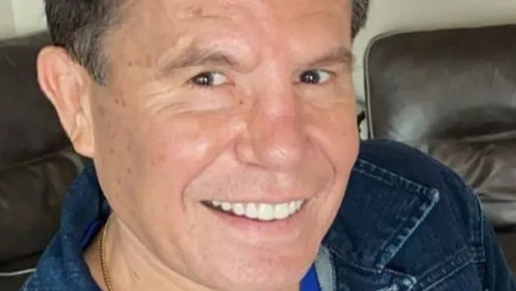 Julio César Chávez expresa molestia ante las difamaciones a sus hijos.