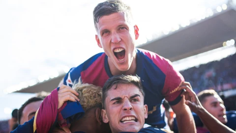 Barcelona remonta al Real Madrid 4-3 en un Clásico épico y ‘acaricia’ el título de LaLiga 2025.jpg