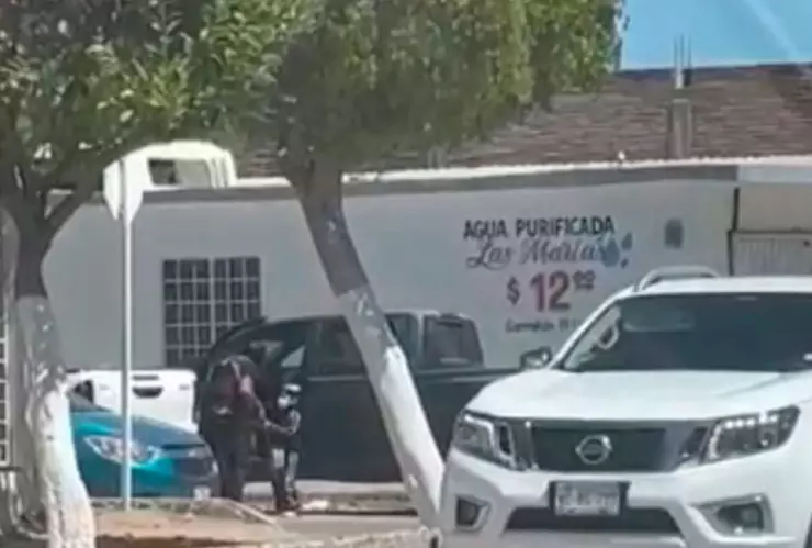 Niña intenta detener el secuestro de su padre en Sonora