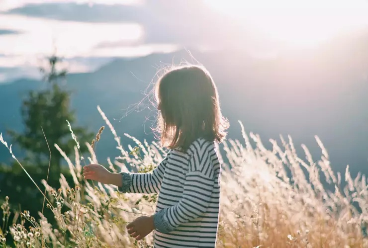 Niña de 5 años es hallada muerta en la basura