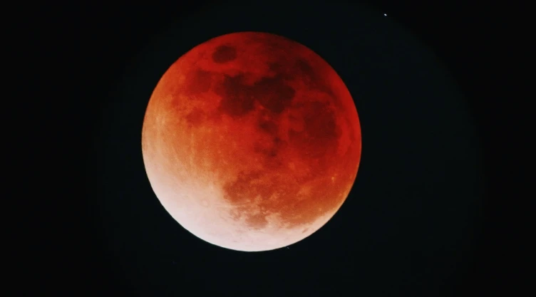 ¿Dónde ver el eclipse total de luna este marzo de 2025?