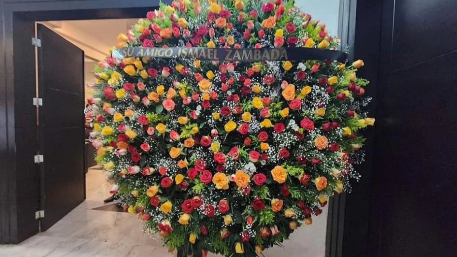 Al velorio de “La Gilbertona” llegó una corona de flores a nombre de “El Mayo” Zambada.