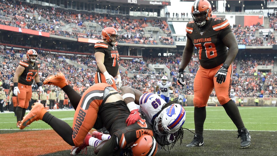 Buffalo Bills v Cleveland Browns