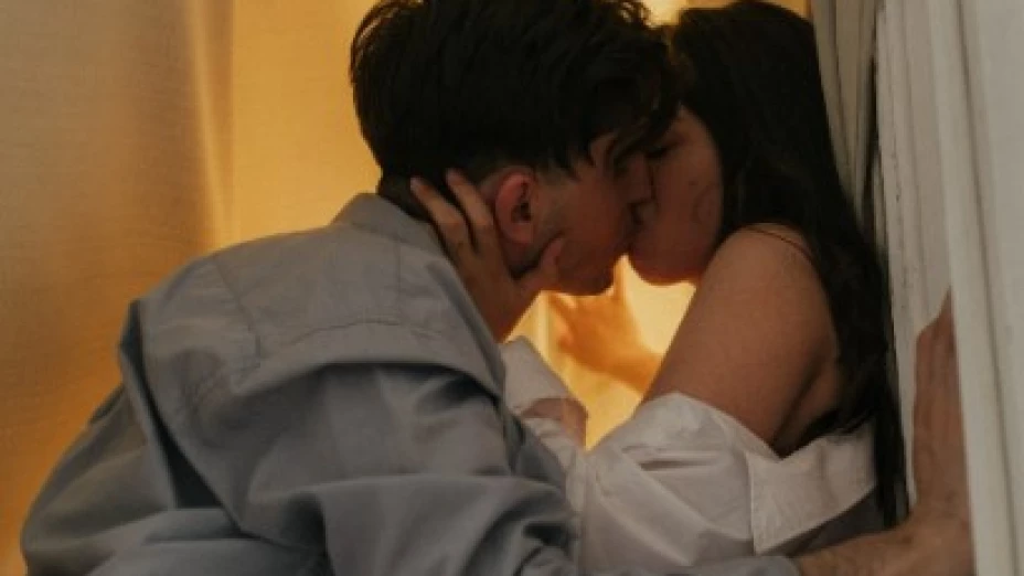 VIDEO - Motel amenaza a usuarios con revelar su identidad