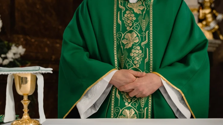 iglesia Francia víctimas abuso sexual .jpg
