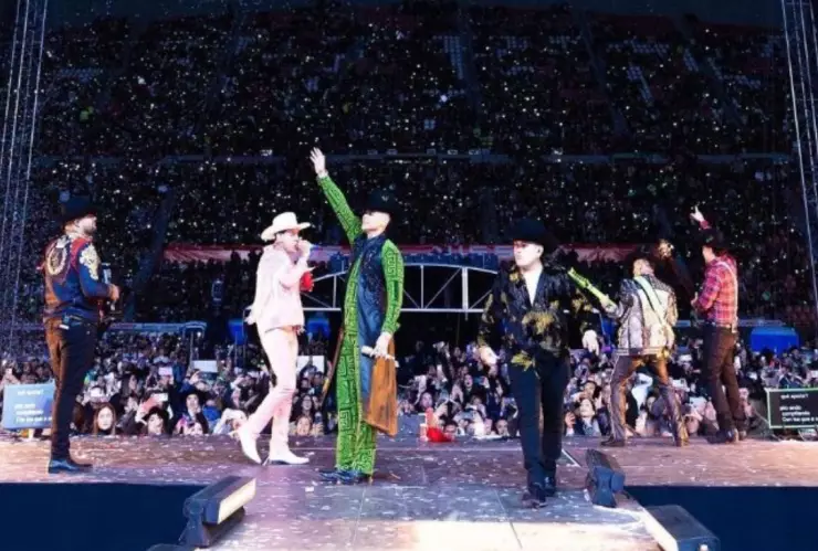 Grupo Firme en el Foro Sol en 2023