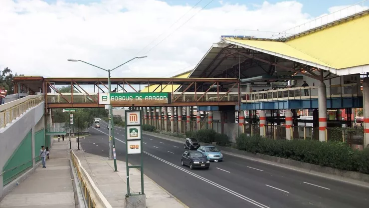 Metro Bosque Aragón