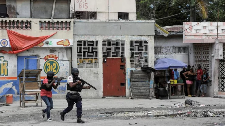 Haití: Ataque armado a Palacio Nacional fracasa; policías repliegan agresión
