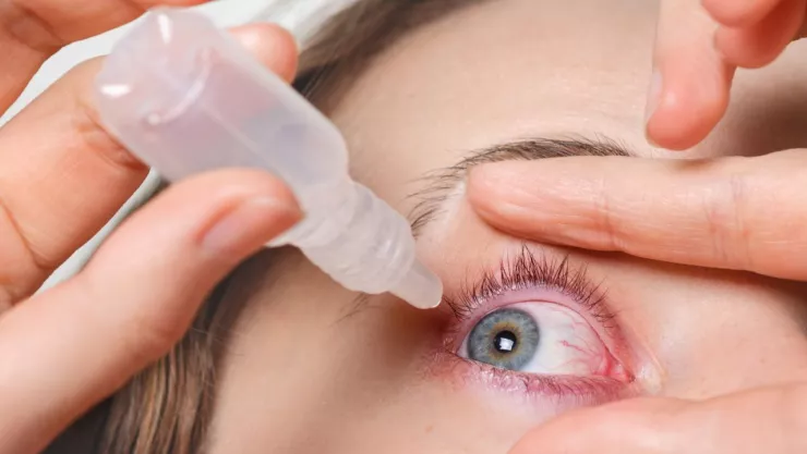 Retiran gotas para los ojos en EE. UU.: lista de marcas afectadas y riesgos para la salud