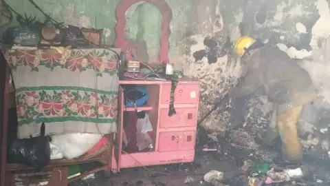 Así quedó la casa incendiada por un cortocircuito en Tizimín