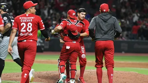 Sanciones Diablos Rojos del México Guerreros de Oaxaca pelea
