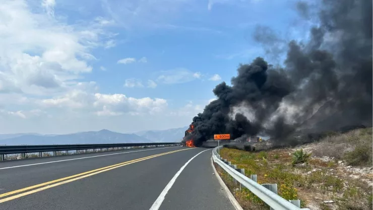 Cierre en carreteras por bloqueos y accidentes viales