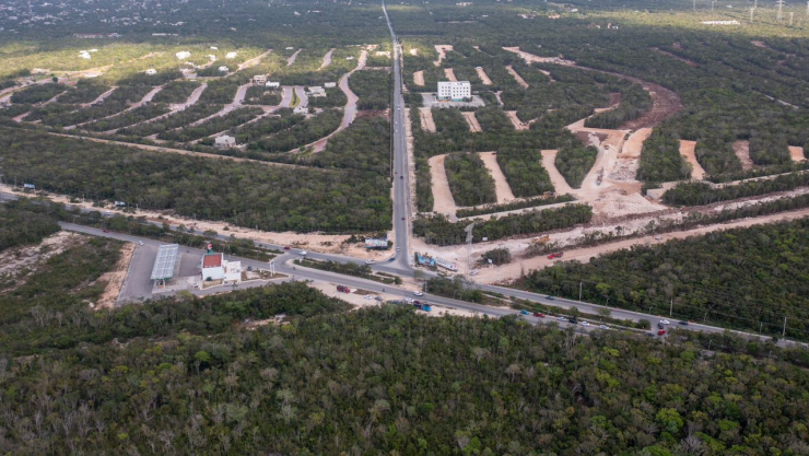 Inicia los trabajos de ampliación de la avenida Chac Mool en Cancún.jpg