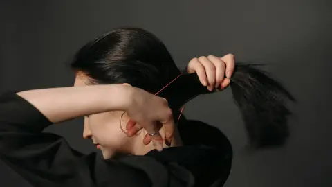 Usar productos con protección solar ayudan a mantener tu cabello sano