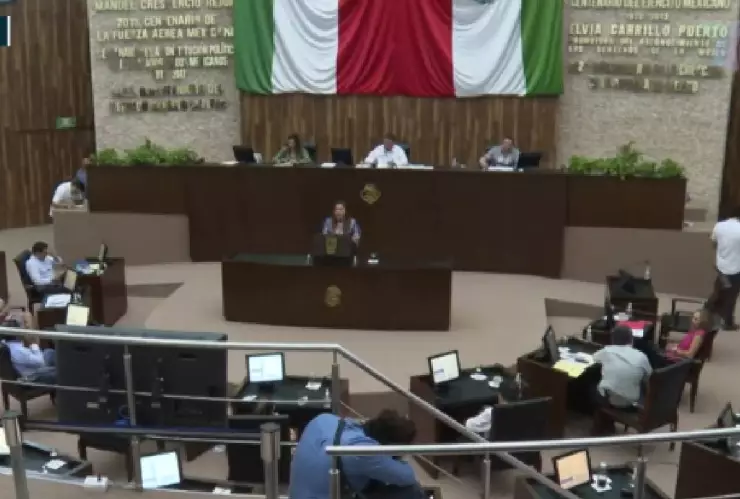 Joaquín Díaz Mena podría ser investigado por petición de políticos yucatecos