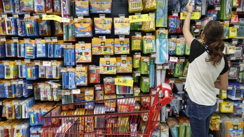 ¿Cuánto cuesta surtir la lista de útiles escolares en este regreso a clases?