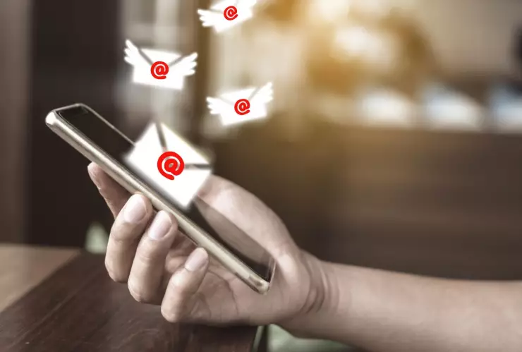 así afecta al medio ambiente enviar mails innecesarios pues impacta en los gases de efecto invernadero.jpg