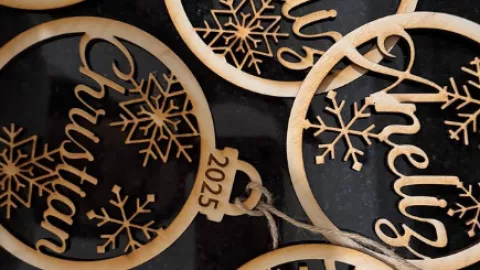 Esferas Ángela Aguilar.png