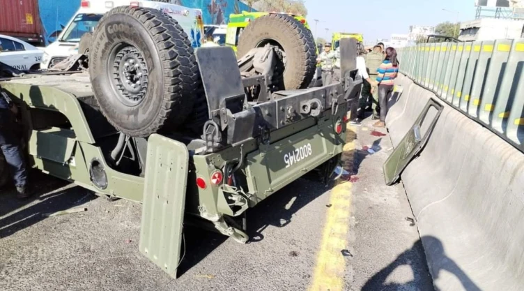 Un militar murió en el lugar, otros tres se encuentran graves y otros dos tienen lesiones leves.