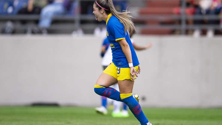 Katty Martínez festeja gol con América Femenil