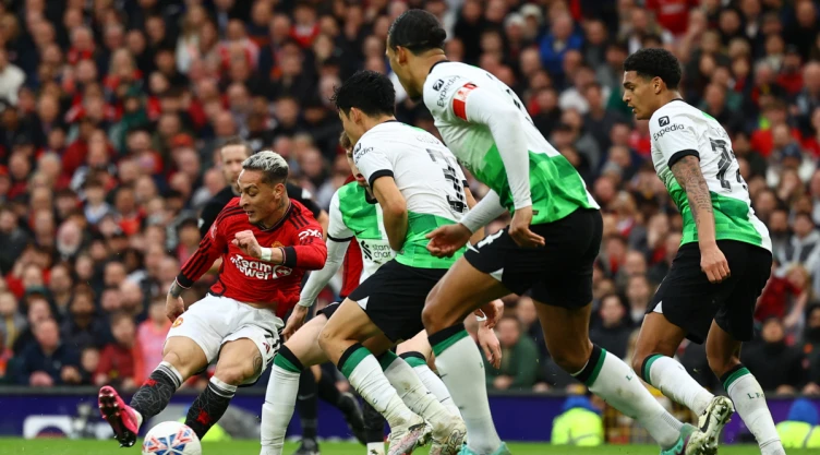 Manchester United vs Liverpool
