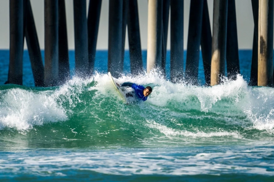 Martín Martínez en quinto lugar en Mundial de Para Surfing 2024