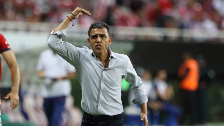 Ricardo Cadena entrenador de Chivas
