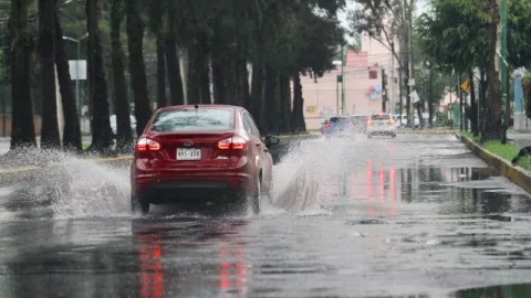 Las autoridades de la CDMX activaron la alerta amarilla por lluvias en ocho alcaldías.