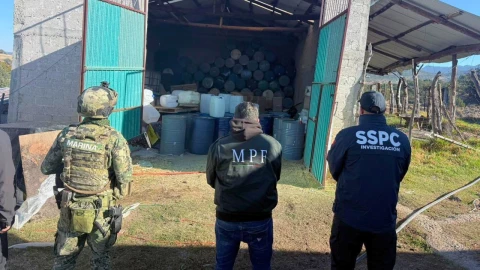 Clausuran laboratorios de metanfetamina