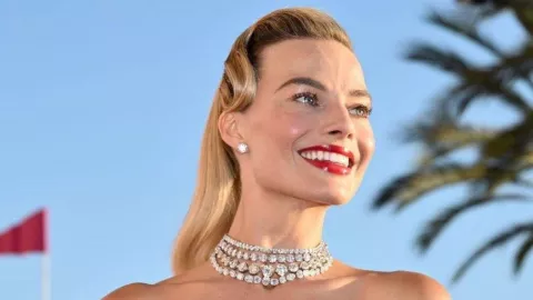 Cuánto ganó Margot Robbie por Barbie.jpg