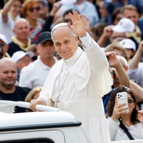 El Papa León XIV fue diagnosticado con un adenocarcinoma pulmonar