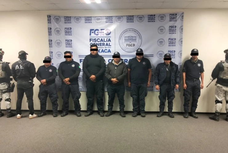 Policías detenidos por muerte de niño en Oaxaca.jpg