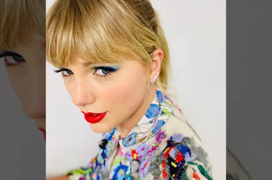 Taylor de perfil (2).jpg