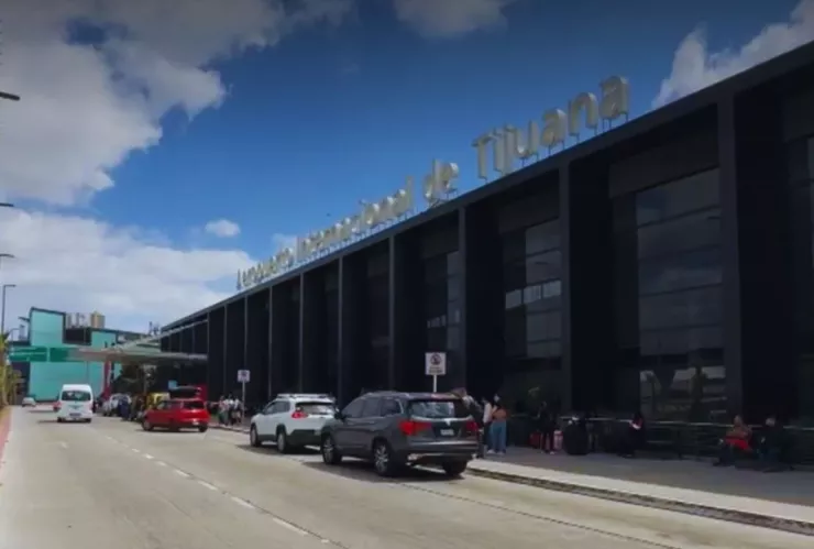 Neblina en Tijuana: por qué se suspenden vuelos y cuánto tiempo puede durar el cierre