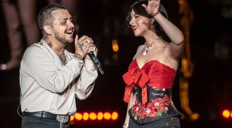 ¿Ángela Aguilar controla a Christian Nodal?