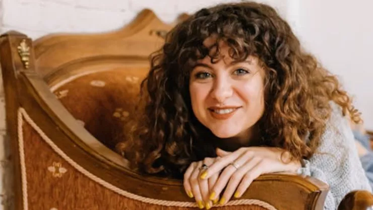 Este es el paso a paso del maquillaje que te hará lucir fresca y radiante