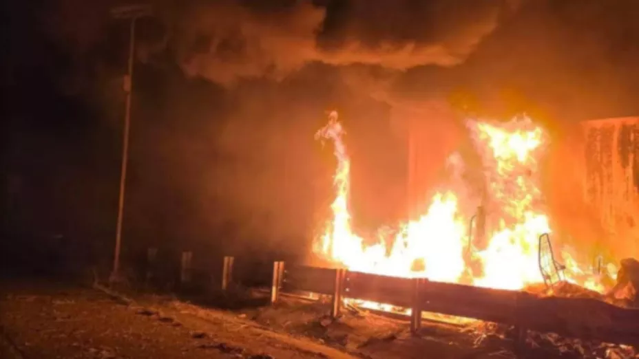 ¡IMÁGENES SENSIBLES! Así ocurrió el incendio de HOY sobre la autopista con dirección a Guadalajara