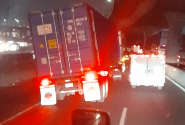 autopista México-Puebla provoca caos vial