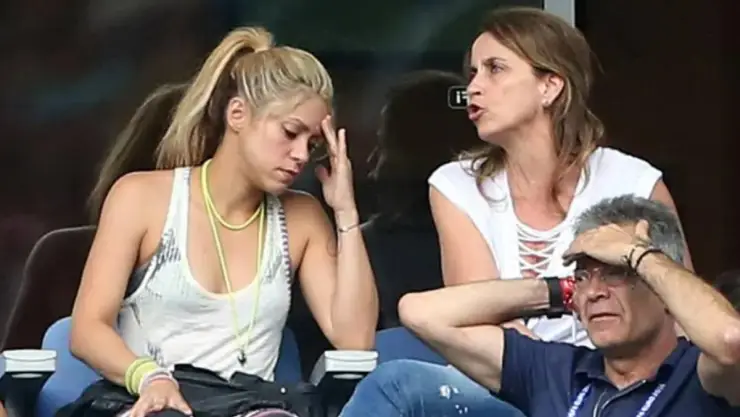 ¿Se unen contra Piqué_ Shakira se reencuentra con su exsuegra