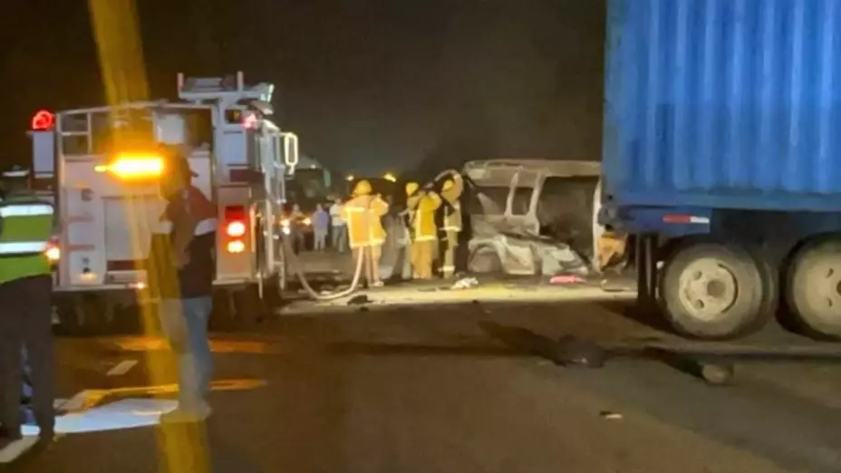 8 muertos accidente carretera federal 307 de Quintana Roo