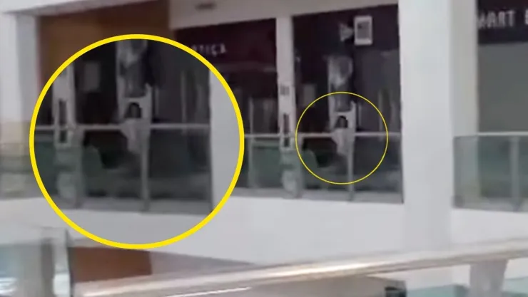 VIDEO: Captan presunta niña fantasma en Galerías Torreón